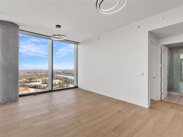 44 East Ave 3107, Austin TX 78701