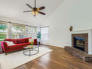 1126 Red Ranch CIR N