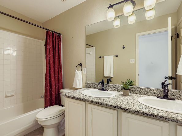 1126 Red Ranch CIR N, Cedar Park TX 78613