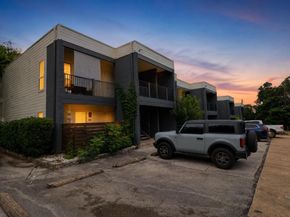 1509 39 1/2 St 201, Austin TX 78756