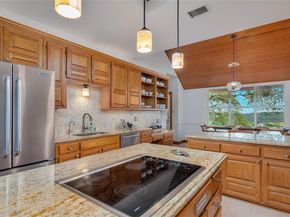 8817 Bell Mountain DR, Austin TX 78730