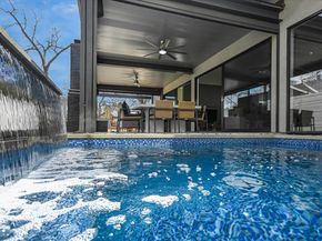 1006 Elm ST, Austin TX 78703