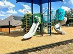 1012 Goldilocks LN, Manchaca TX 78652