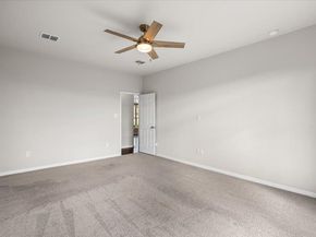 1012 Goldilocks LN, Manchaca TX 78652