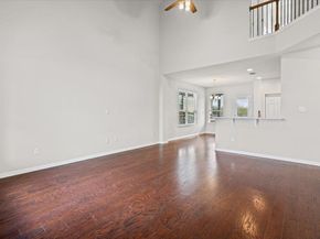 1012 Goldilocks LN, Manchaca TX 78652