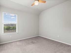 1012 Goldilocks LN, Manchaca TX 78652