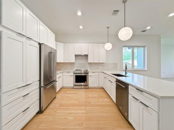 3614 Abbate CIR A, Austin TX 78721