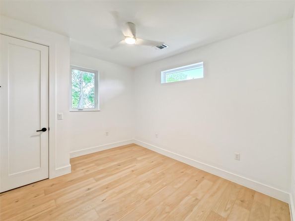 3614 Abbate CIR A, Austin TX 78721