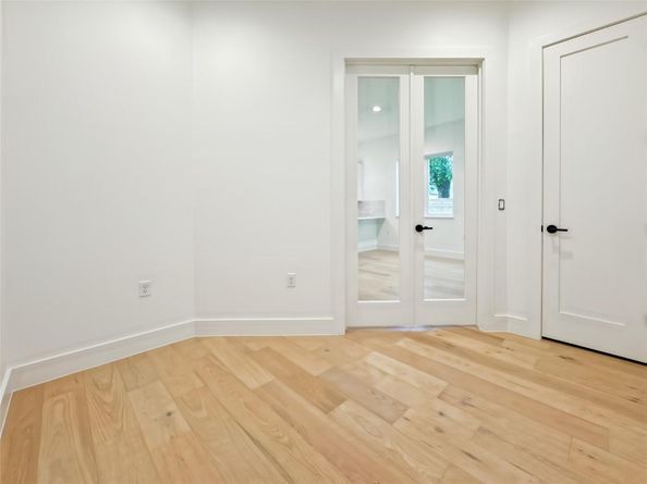 3614 Abbate CIR A, Austin TX 78721