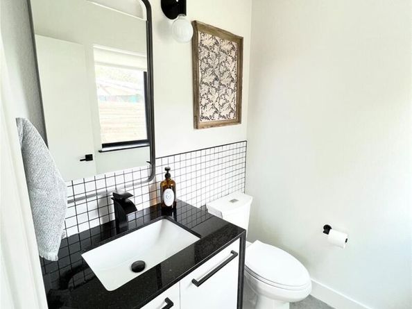 1100 Brass ST 2, Austin TX 78702
