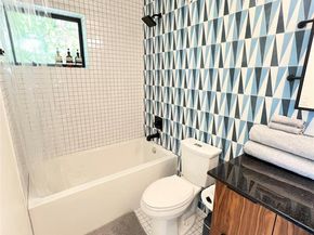 1100 Brass ST 2, Austin TX 78702