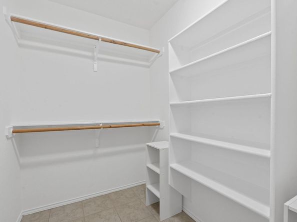 8964 W Hove LOOP, Austin TX 78749