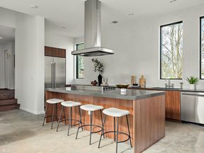 2603 Little John LN, Austin TX 78704