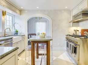 2428 Jarratt Ave, Austin TX 78703