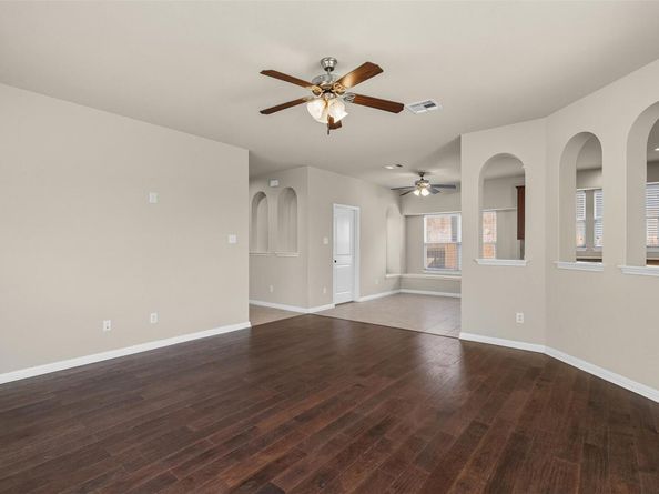 111 Sycamore ST, Georgetown TX 78633