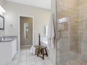 6115 Cimmaron TRL, Lago Vista TX 78645