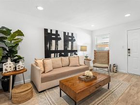 807 Blanco ST 301, Austin TX 78703