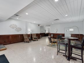 1800 Lavaca ST A108, Austin TX 78701