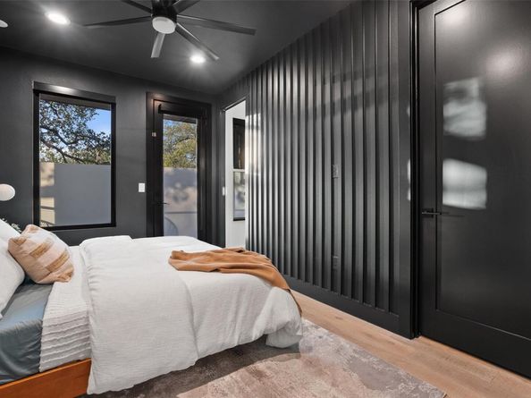 2209 Rae Dell Ave, Austin TX 78704
