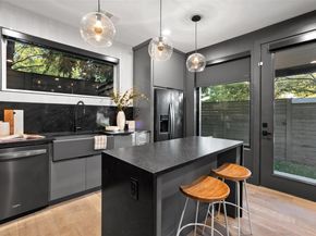 2209 Rae Dell Ave, Austin TX 78704