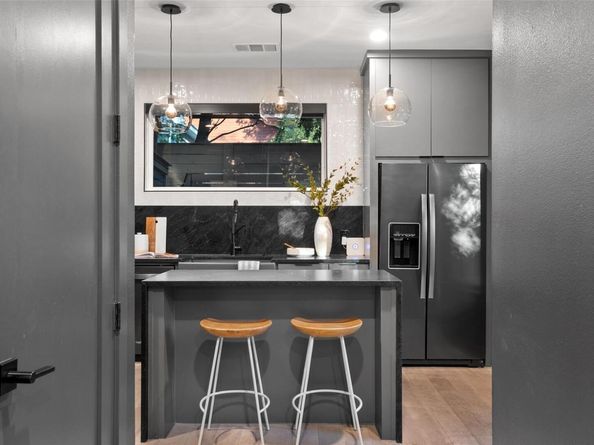 2209 Rae Dell Ave, Austin TX 78704