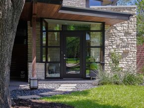 2401 Jarratt Ave, Austin TX 78703