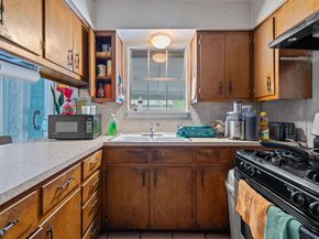 5803 Glenhollow PATH, Austin TX 78745