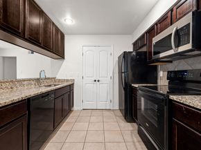 6700 Cooper Lane 40, Austin TX 78745