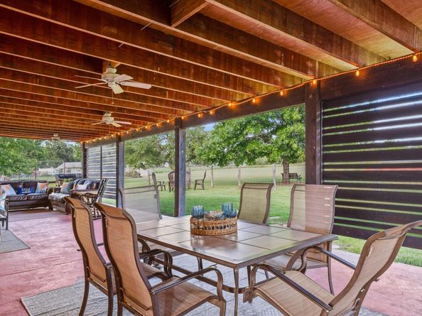 118 Deep Lake DR, Liberty Hill TX 78642