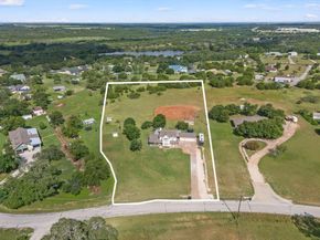 118 Deep Lake DR, Liberty Hill TX 78642