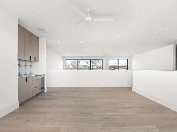6102 Forest Hills DR, Austin TX 78746