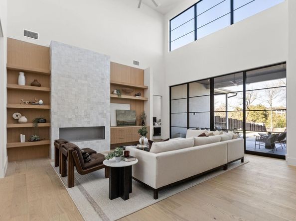 6102 Forest Hills DR, Austin TX 78746