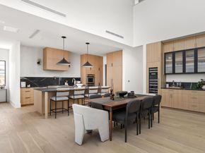 6102 Forest Hills DR, Austin TX 78746