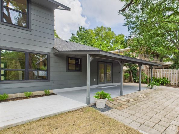 7019 Creighton LN, Austin TX 78723