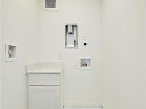 1806 Maple Ave 1, Austin TX 78702