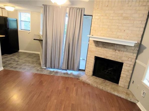 2500 Burleson RD 611, Austin TX 78741