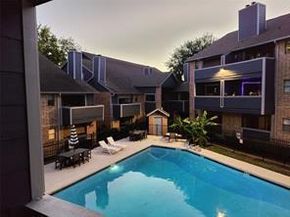 2500 Burleson RD 611, Austin TX 78741