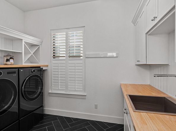 1104 Flint Ridge TRL, Georgetown TX 78628