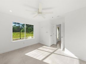 5912 Harold CT 106, Austin TX 78721