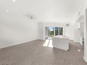 5912 Harold CT 106, Austin TX 78721