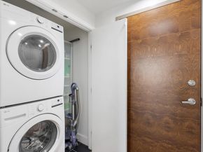 300 Bowie ST 1006, Austin TX 78703