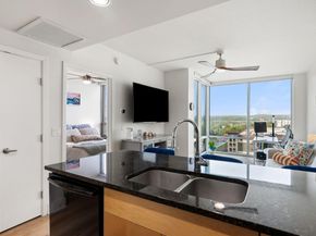 300 Bowie ST 1006, Austin TX 78703