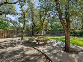 11907 Highland Oaks TRL, Austin TX 78759