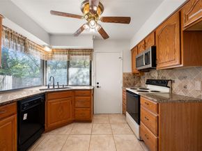 11907 Highland Oaks TRL, Austin TX 78759