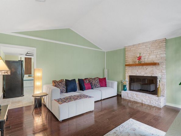 13215 Woodthorpe ST, Austin TX 78729