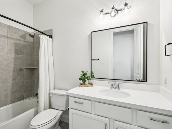 1812 Cotton Farm TRL, Leander TX 78641