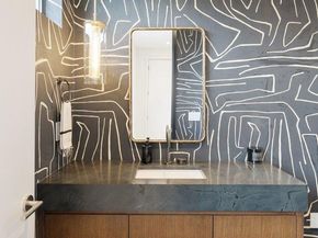 208 Ashworth DR, Austin TX 78746