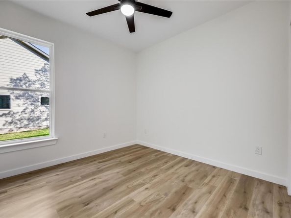 21216 Santa Rosa Ave, Lago Vista TX 78645