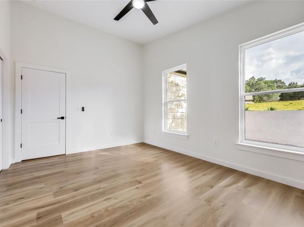 21216 Santa Rosa Ave, Lago Vista TX 78645