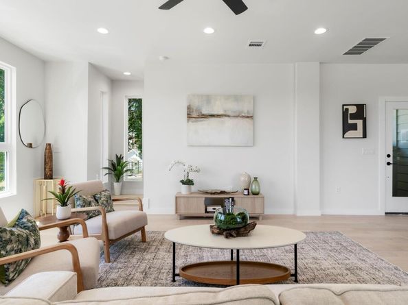 1167 Bedford ST, Austin TX 78702